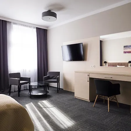 Centrum Gliwicka 18 3*