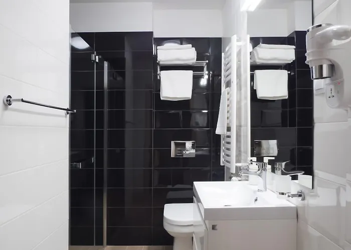 Centrum Gliwicka 18 3*